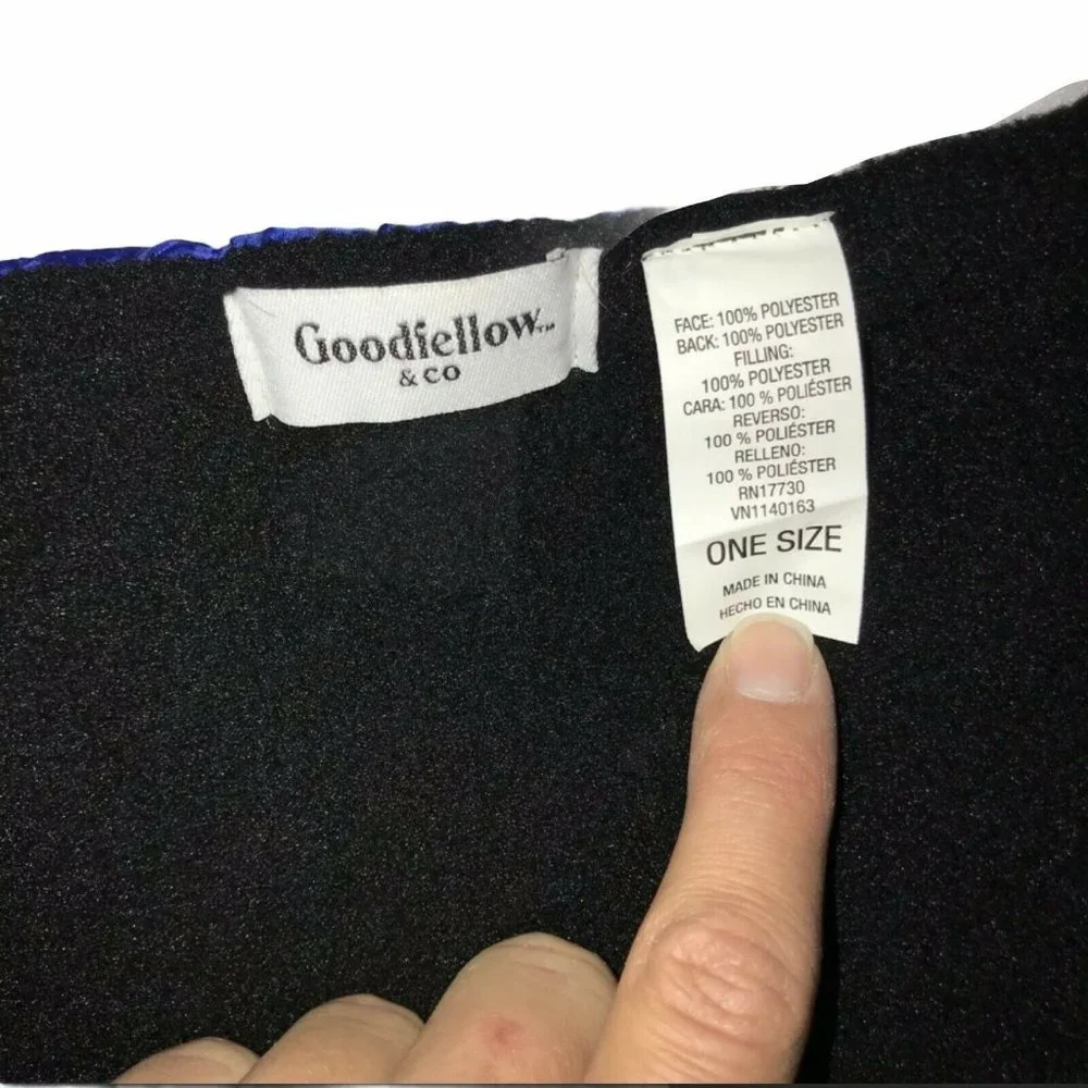 NWT Goodfellow Blue Black Fleece Reversible Diamond Geometric 72